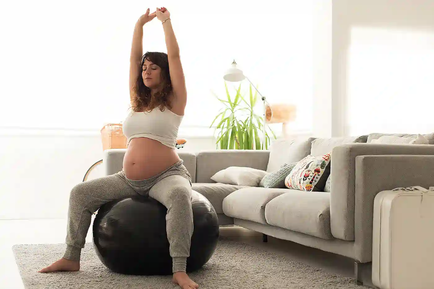 How to Support Your Core Safely During Pregnancy Farnham